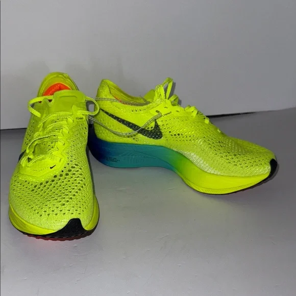 Nike ZoomX Vaporfly 3 DV4130-700 Women’s Volt/Scream Green/Black Sneakers Size 7 - Picture 1 of 9